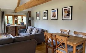 Hidden Cottages 2 Bed Cottage In Peaceful Surroundings With Log Burner